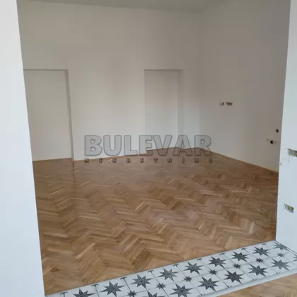 Prvomajska | 4zida.rs