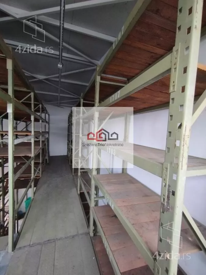 Poslovni prostor | 4zida