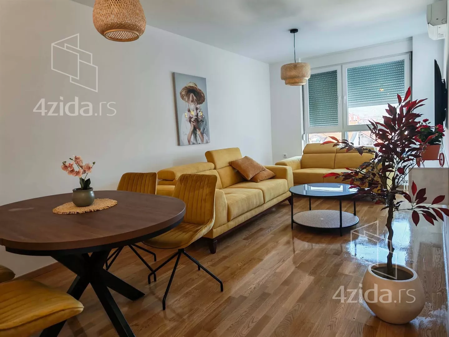 Jednoiposoban stan | 4zida