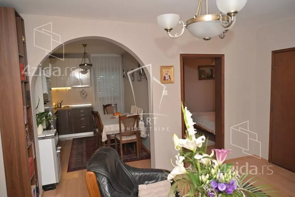 3-etažna kuća | 4zida