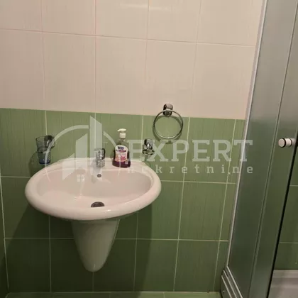 Dr Petra Vučinića | 4zida.rs