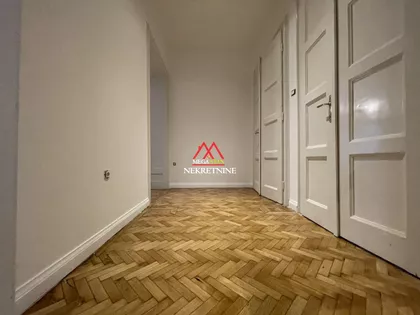 Sremska | 4zida.rs