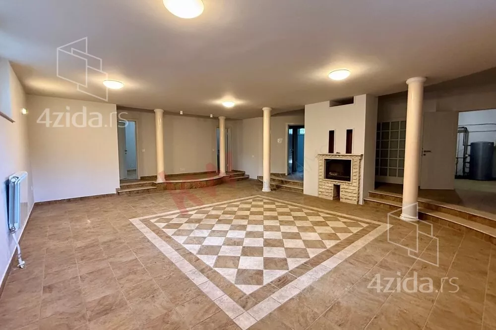 4-etažna kuća | 4zida