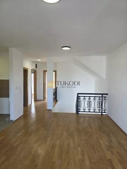 Mišeluk | 4zida.rs