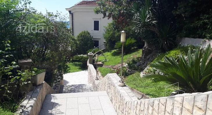 6-etažna kuća | 4zida