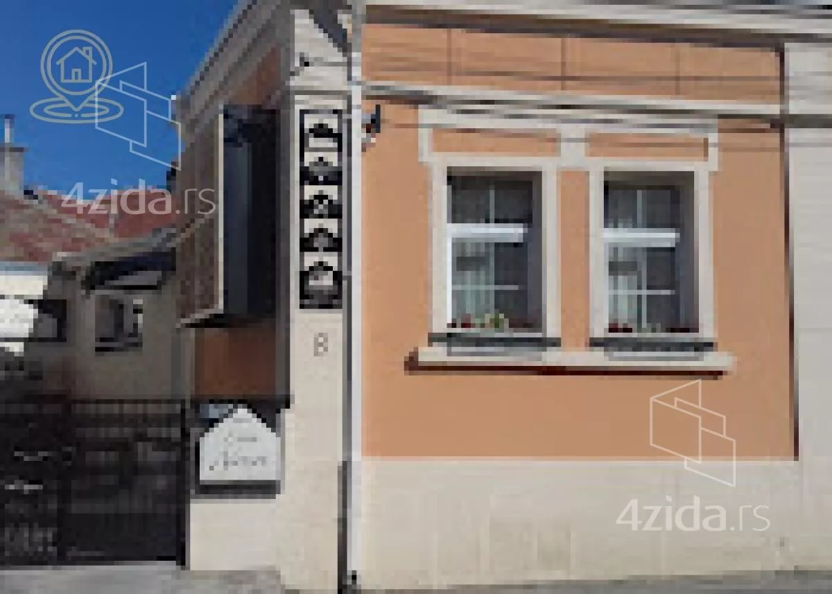 Poslovna zgrada | 4zida