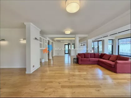 Golf Naselje | 4zida.rs