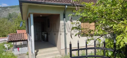 Niševac | 4zida.rs