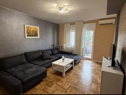 Vase Stajića 15 | 4zida.rs