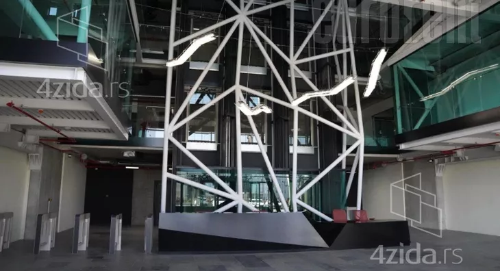 Poslovni prostor | 4zida