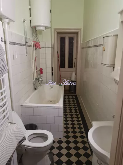 Francuska | 4zida.rs