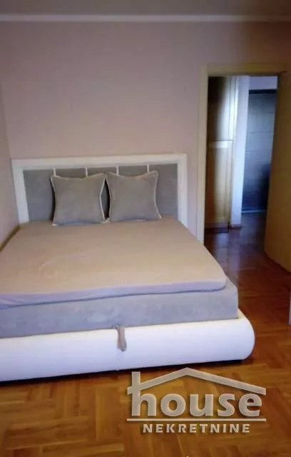 Cara Dušana | 4zida.rs