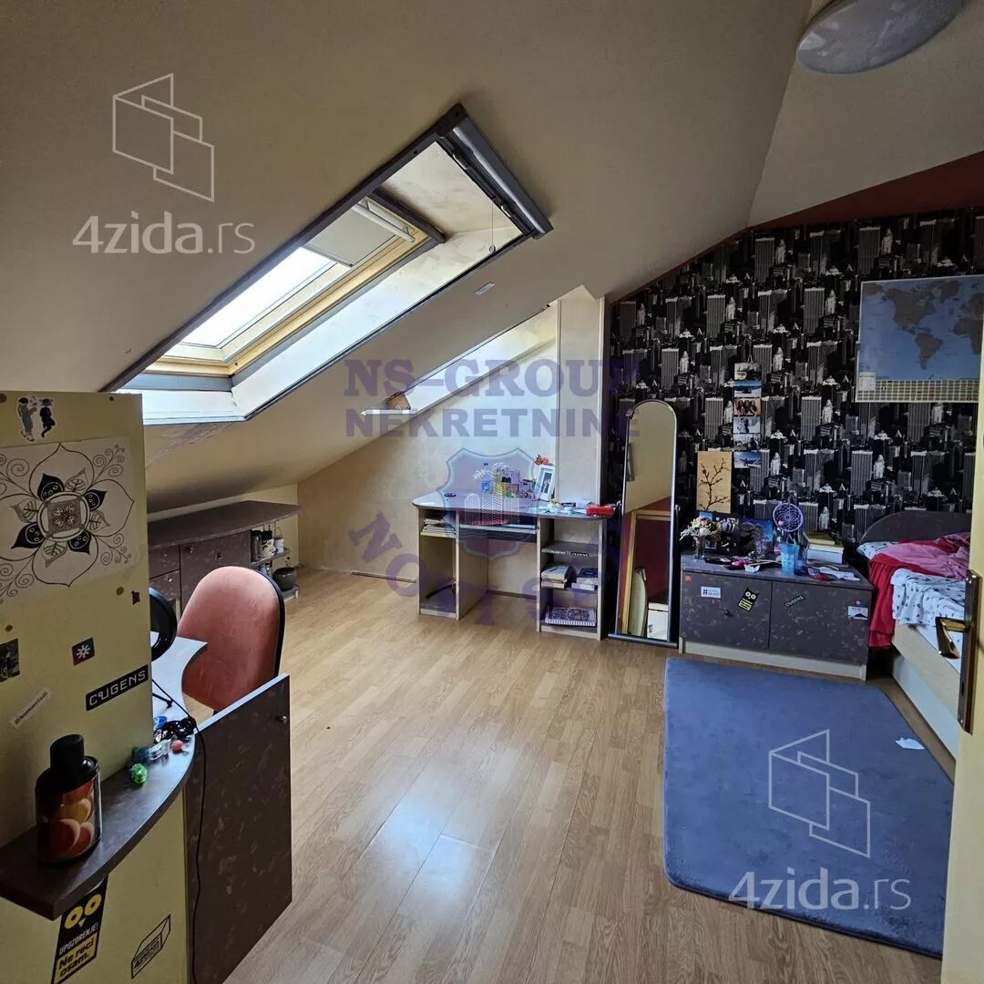 Četvorosoban stan | 4zida