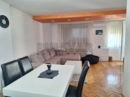 Vase Pelagića | 4zida.rs