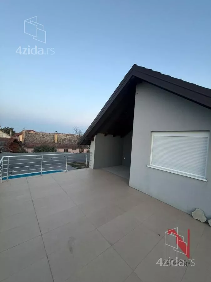 Kuća | 4zida