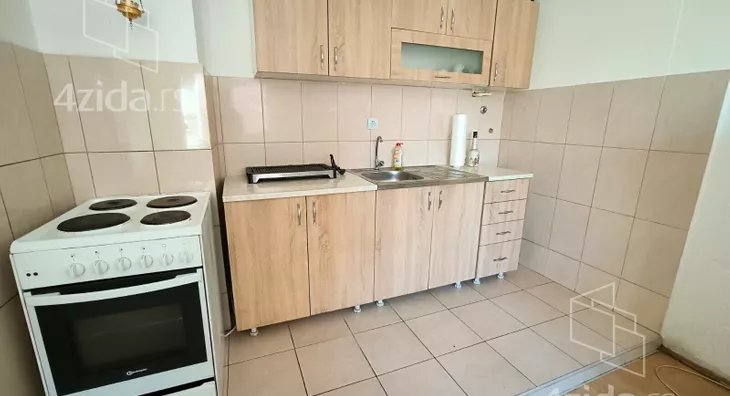 4-etažna kuća | 4zida