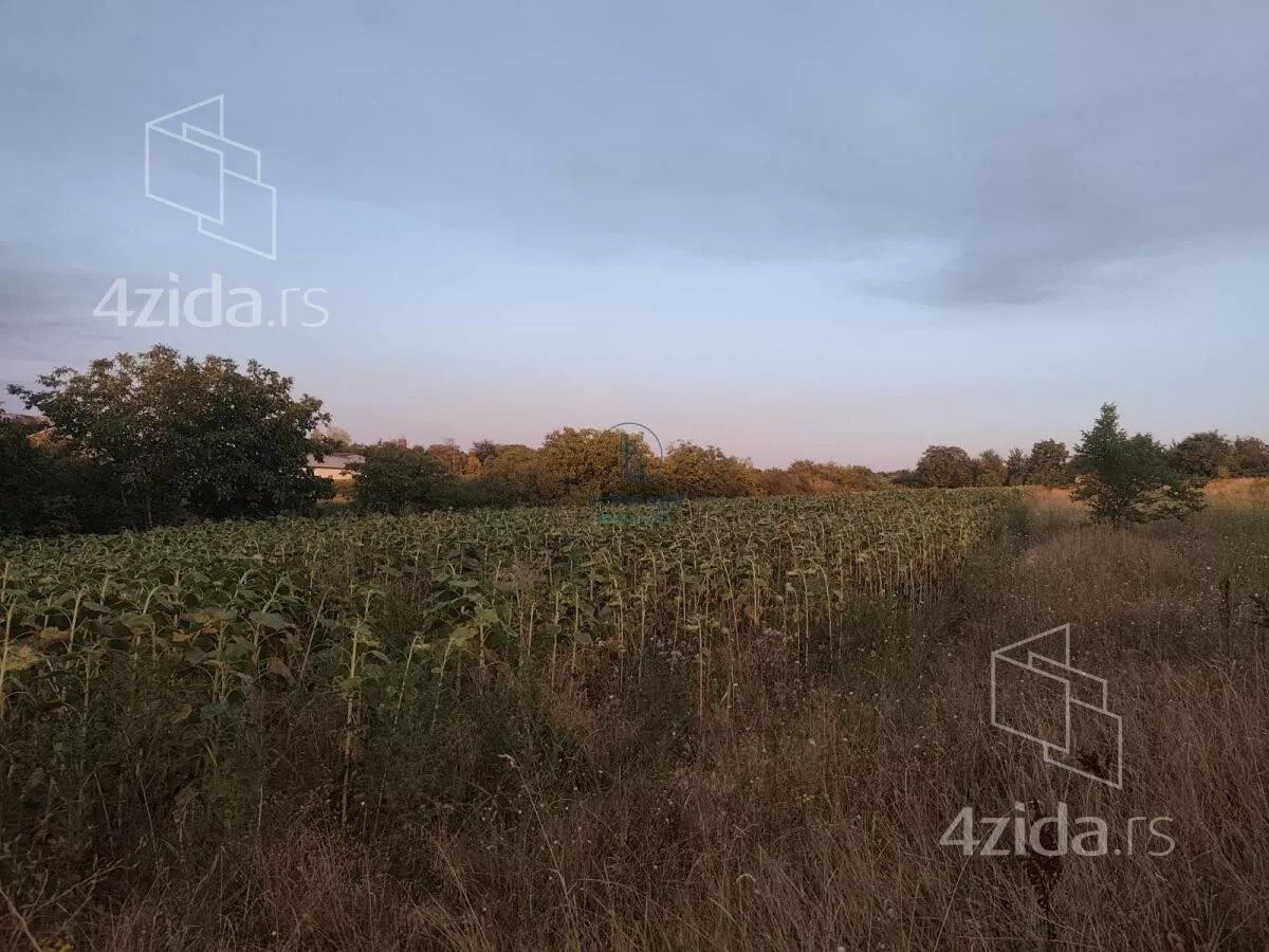 Građevinsko zemljište | 4zida
