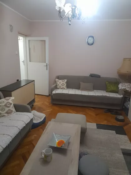 Vardarska 10 | 4zida.rs