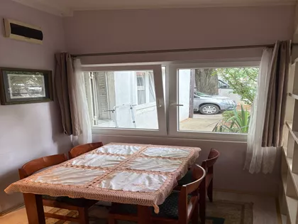 Milete Jakšića 11 | 4zida.rs