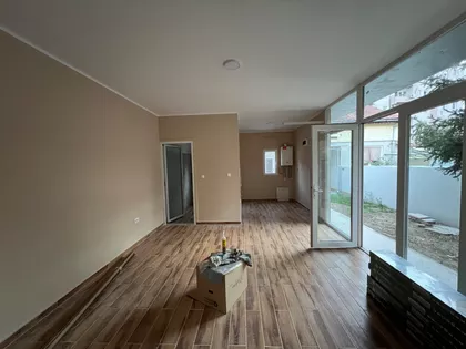 Tone Hadžića | 4zida.rs