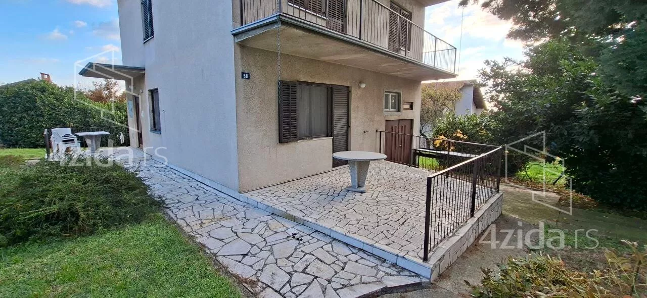 3-etažna kuća | 4zida