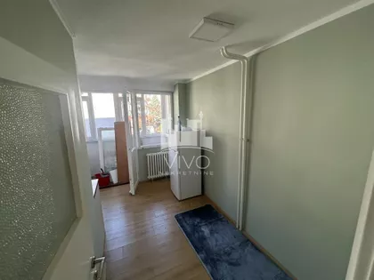 Ustanička | 4zida.rs