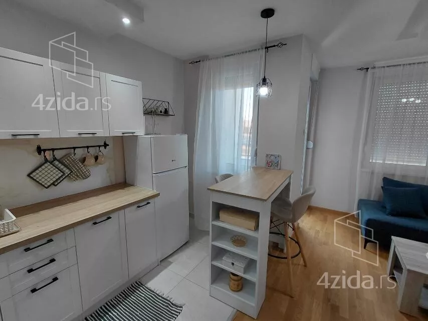 Garsonjera | 4zida