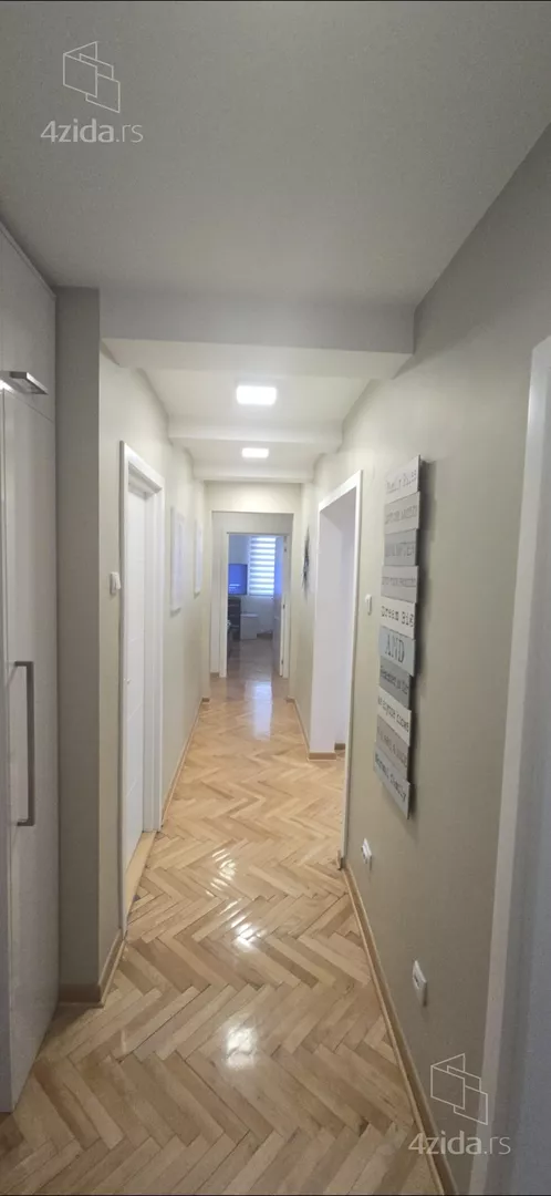 Četvorosoban stan | 4zida