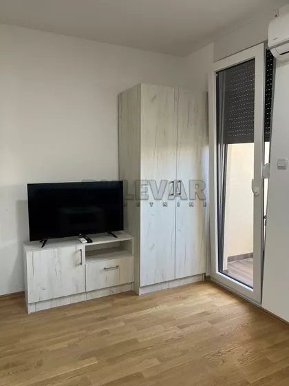 Sretena Stefanovića | 4zida.rs