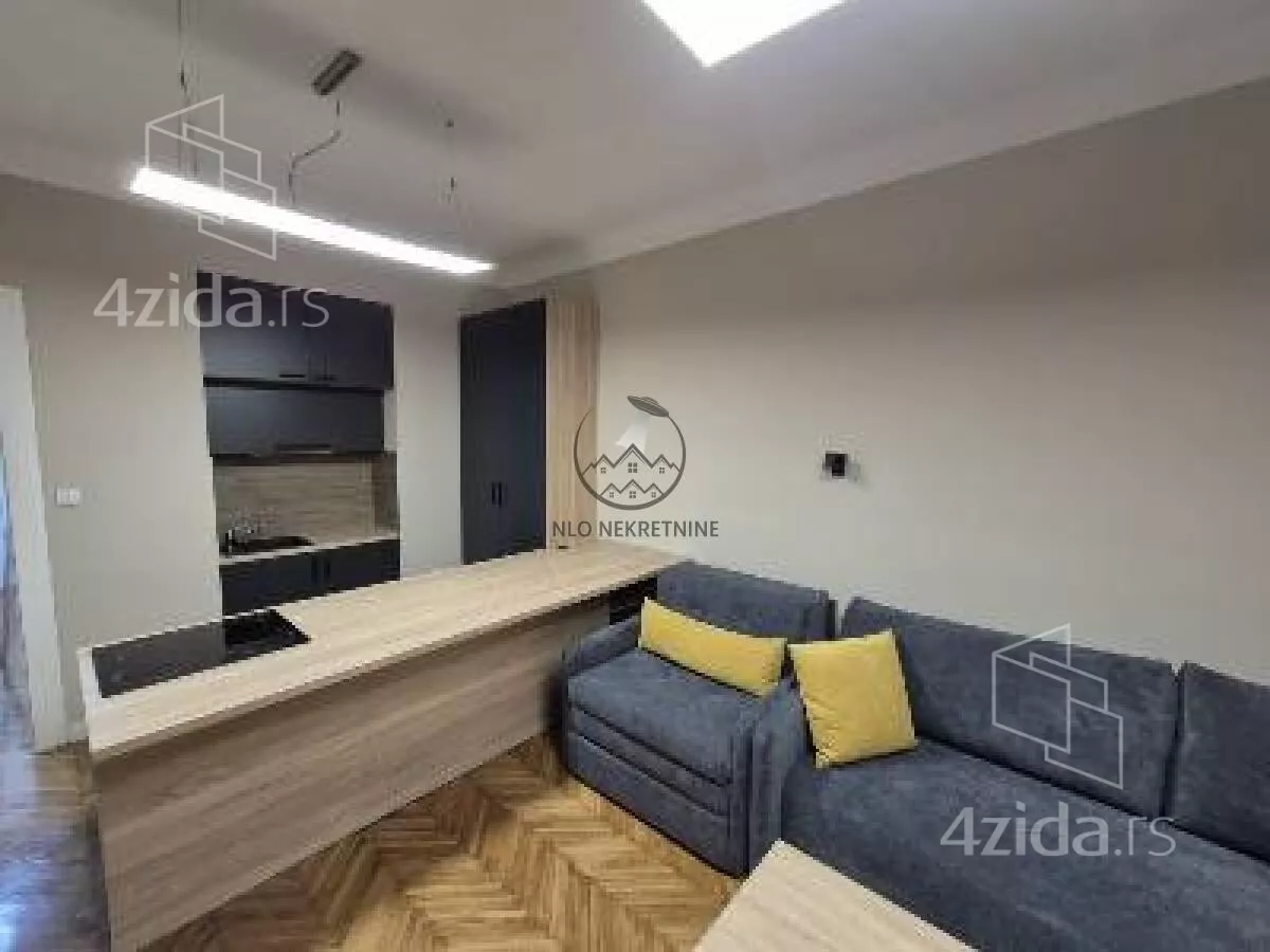 Garsonjera | 4zida