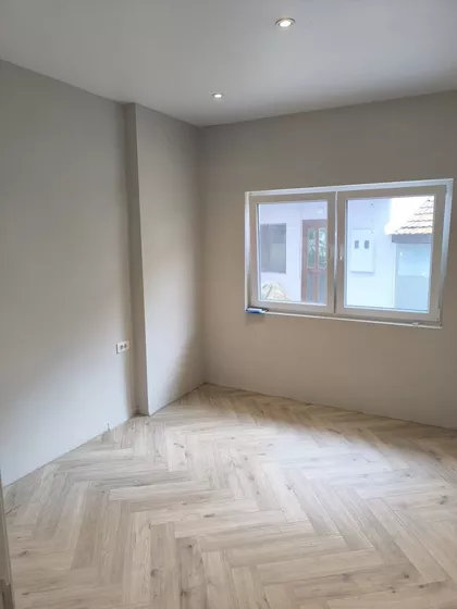 Ugrinovačka | 4zida.rs