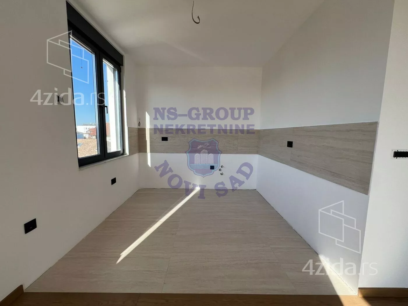 Petosoban stan | 4zida