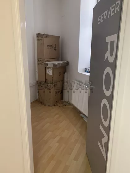 Cara Dušana | 4zida.rs
