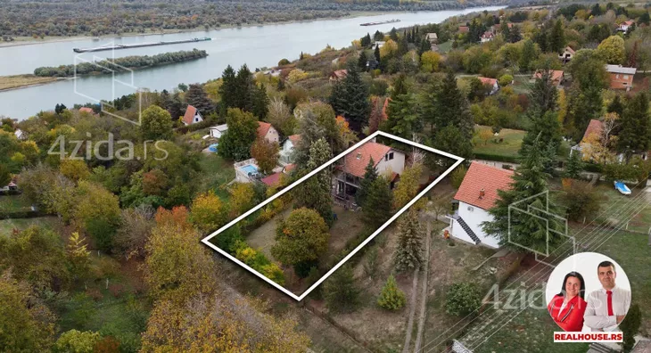 3-etažna kuća | 4zida