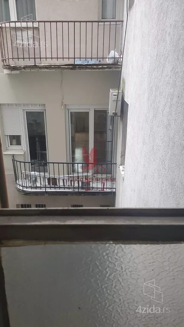 Četvoroiposoban stan | 4zida