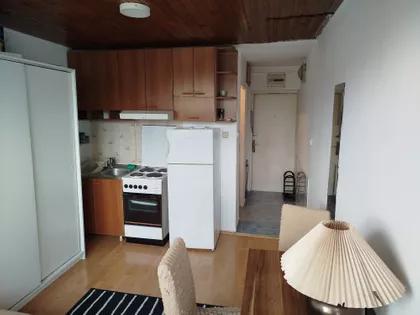 Studentska 37 | 4zida.rs