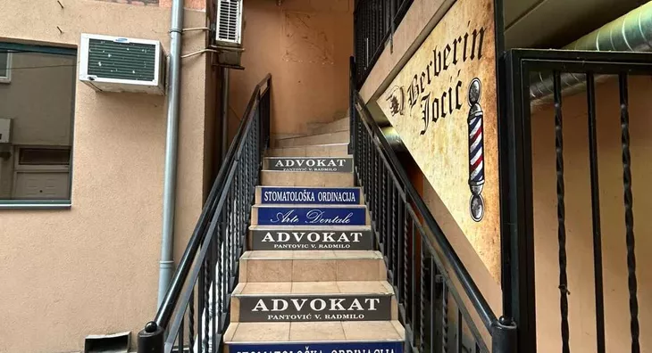 Lokal | 4zida
