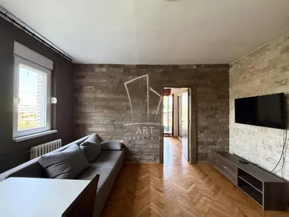 Zvečanska | 4zida.rs