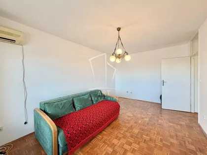 Bulevar Arsenija Čarnojevića | 4zida.rs