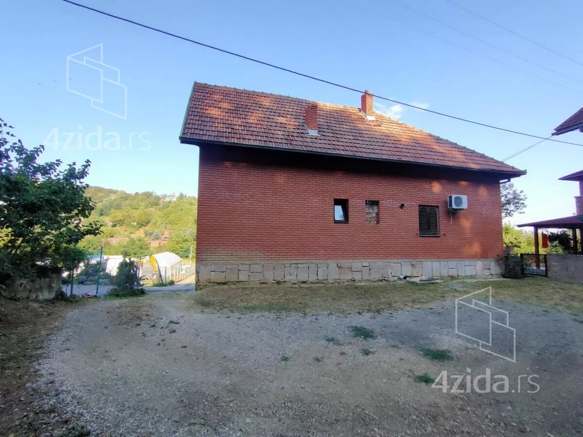 Kuća | 4zida