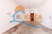 Lokal | 4zida