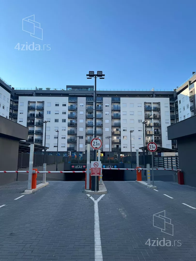 Parking | 4zida