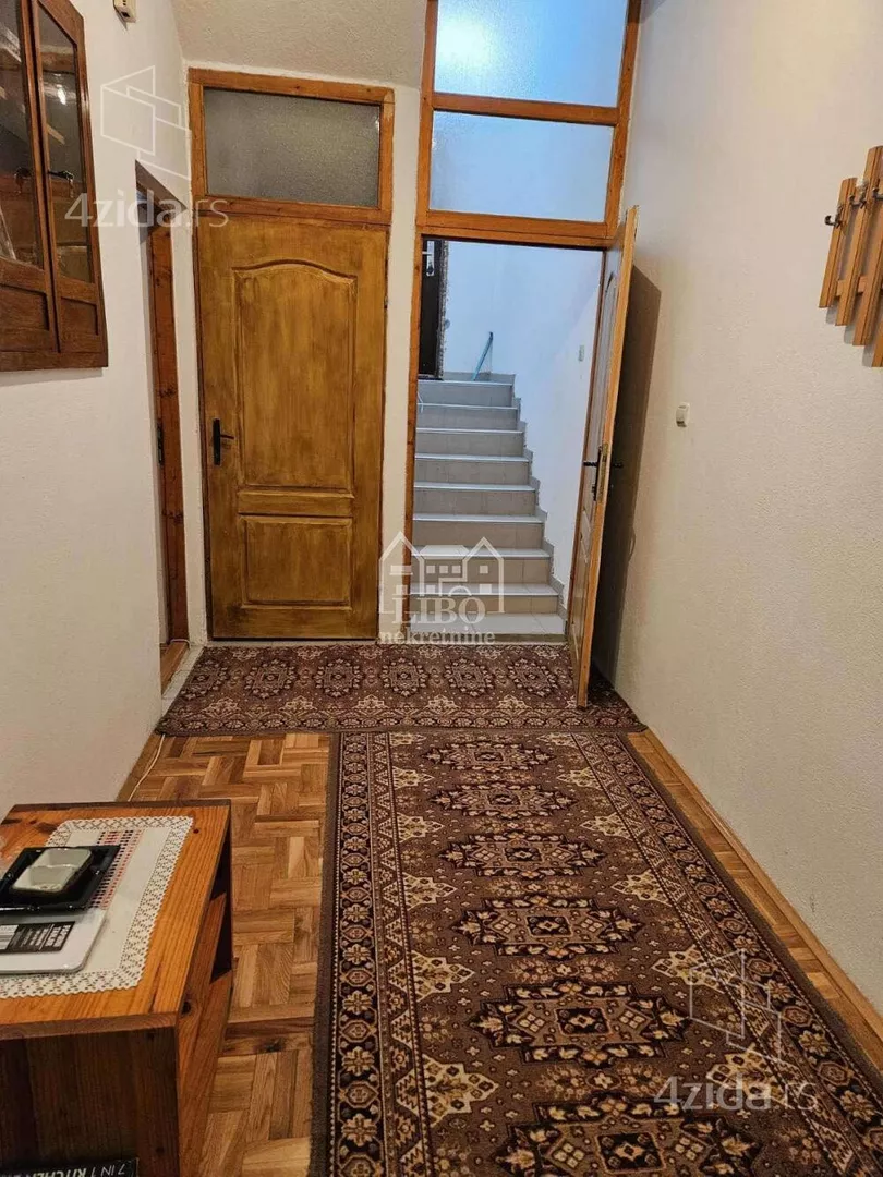 4-etažna kuća | 4zida