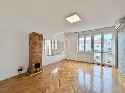 Cara Dušana | 4zida.rs