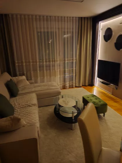 Tone Hadžića 2 | 4zida.rs