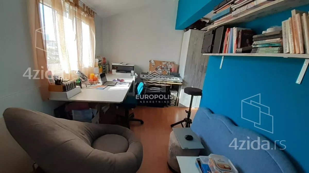 Četvoroiposoban stan | 4zida