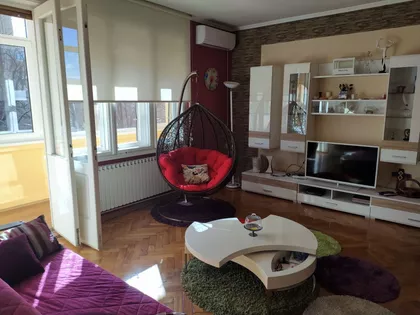 Obrenovićeva | 4zida.rs