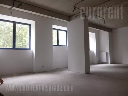 STARI MERKATOR | 4zida.rs