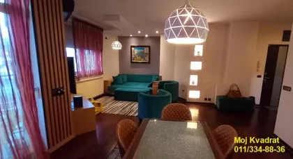 Petra Drapšina (Miodraga Živkovića) | 4zida.rs