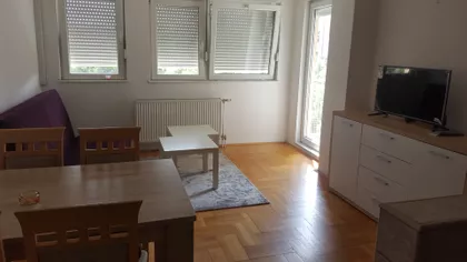 Centar, kod Filozofskog fakulteta | 4zida.rs
